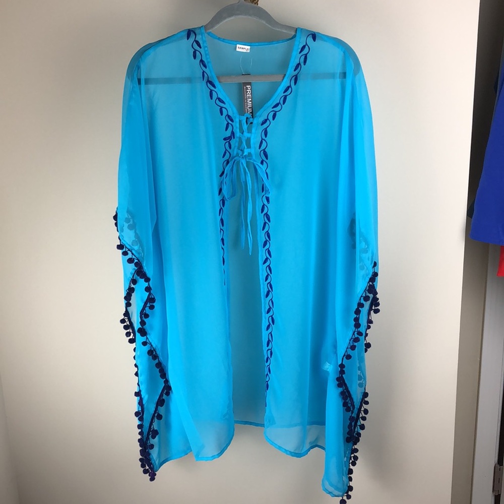 🐱Beautiful blue coverup🦋